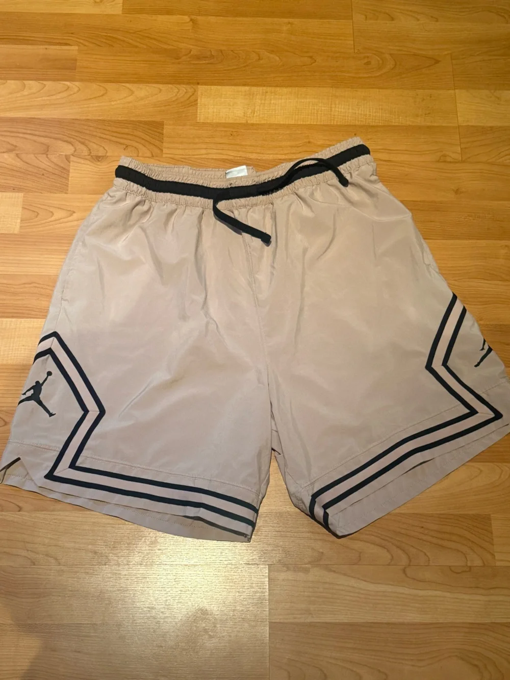 Jordan Dri-FIT Diamond Basketball Shorts Beige Black Men’s XL